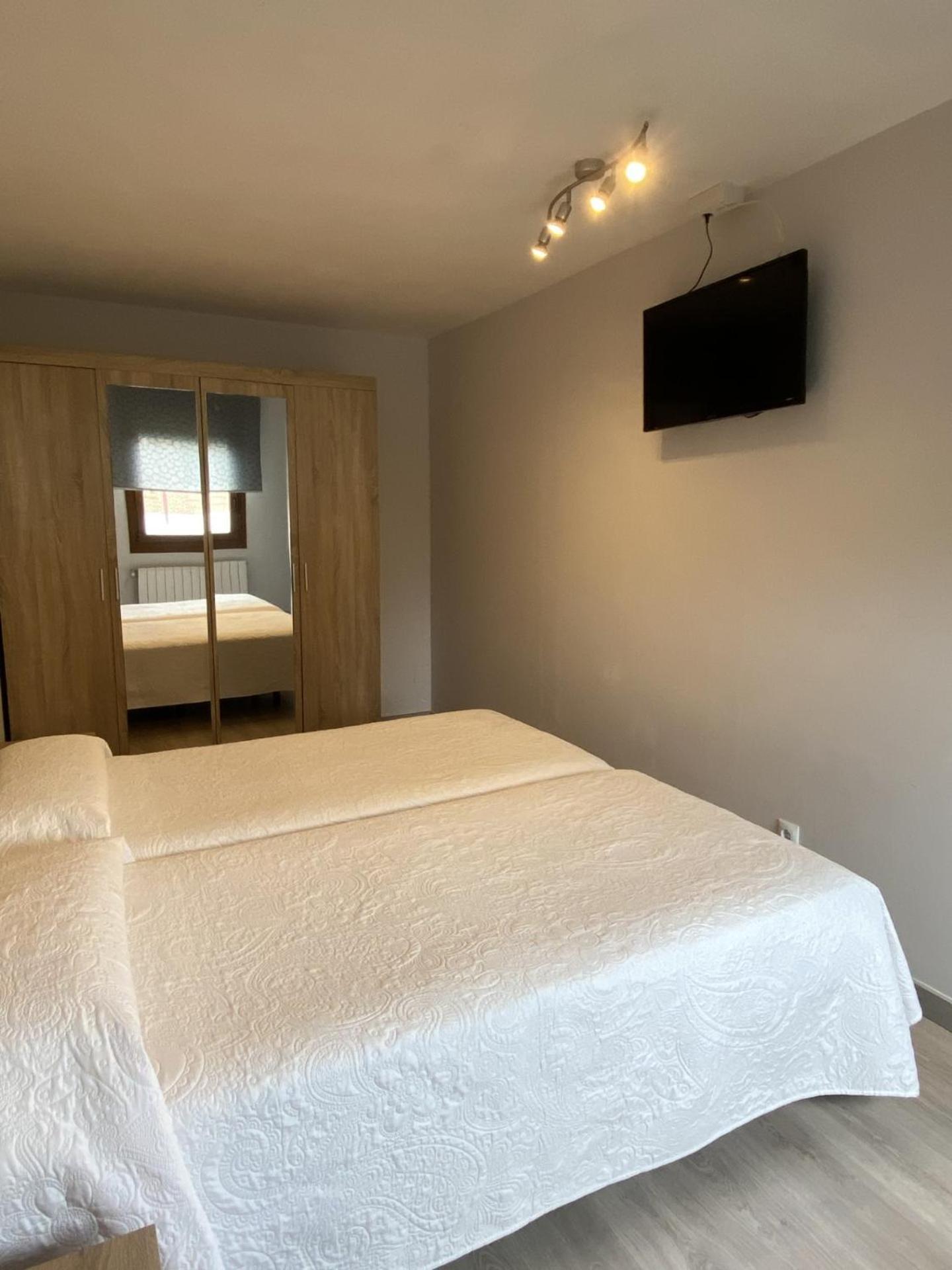 Apartamento Pueblo De 莫格罗 外观 照片